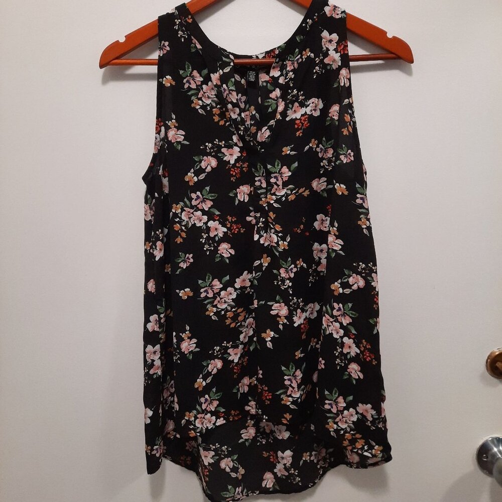 Jasmine & Juliana Black Floral Top